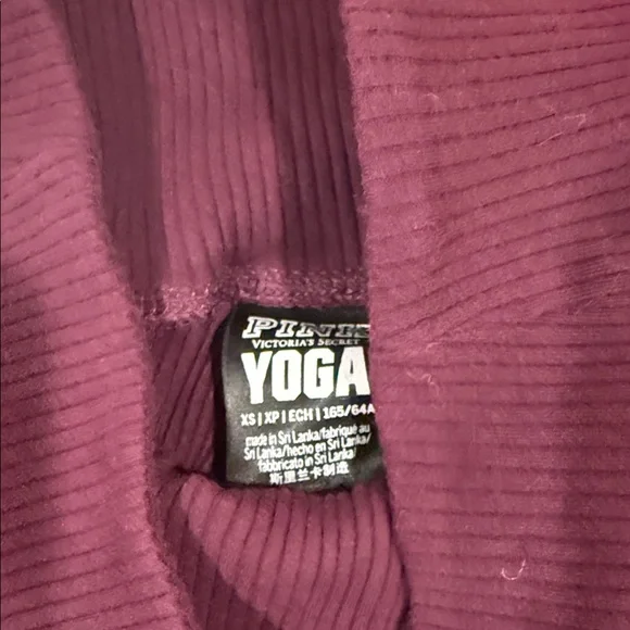 PINK Victoria's Secret Ribbed Yoga Leggings in Plum - Picture 2 of 3